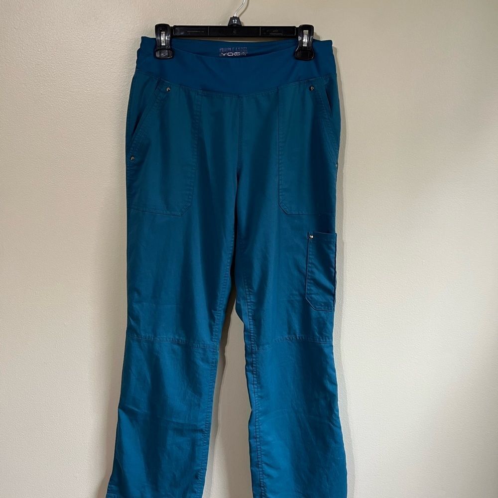 Purple label yoga pants small‎